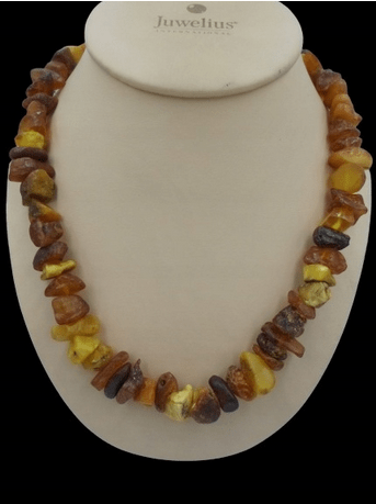 naszyjnik z bursztynów