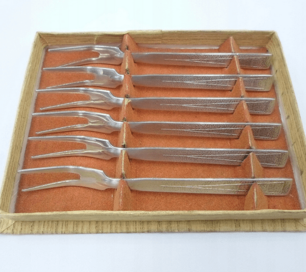 posrebrzane widelczyki do zakąsek i owoców