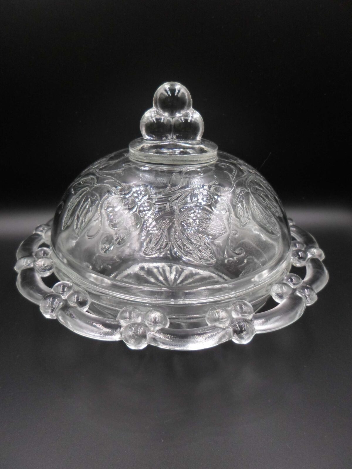 duża maselniczka w stylu retro