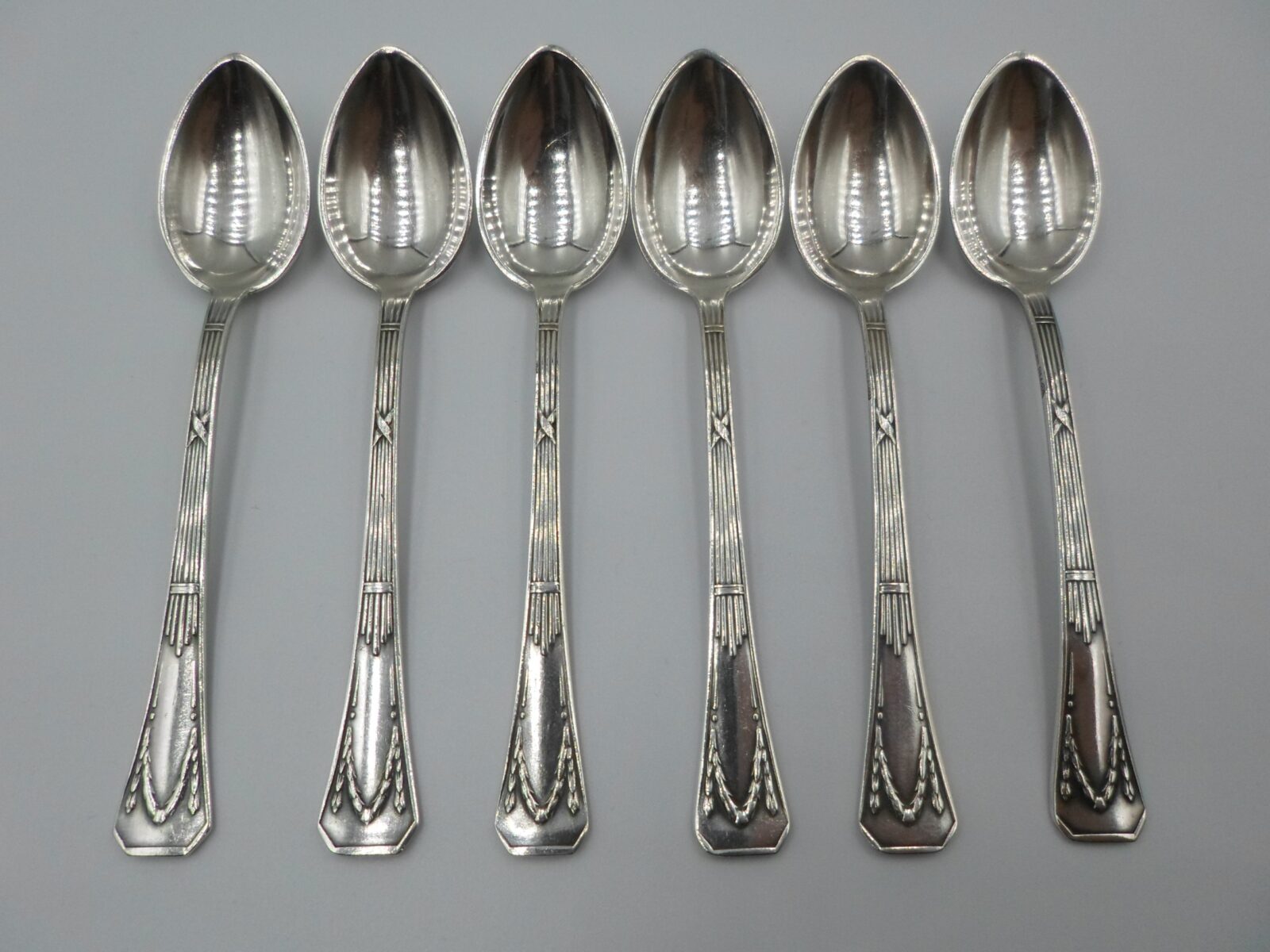 posrebrzane łyżeczki