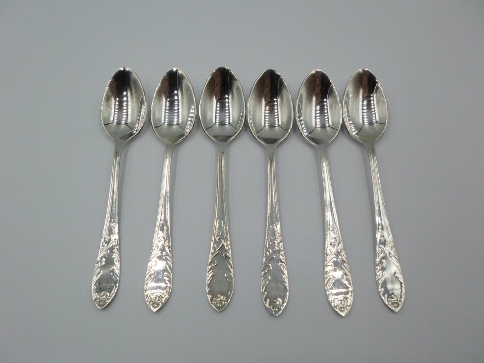 posrebrzane łyżeczki z PRL-u