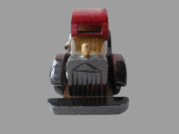 MODEL SAMOCHODU WYKONANY Z DREWNA LATA 60-te - obrazek 2