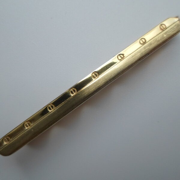 pozłacana spinka do krawata