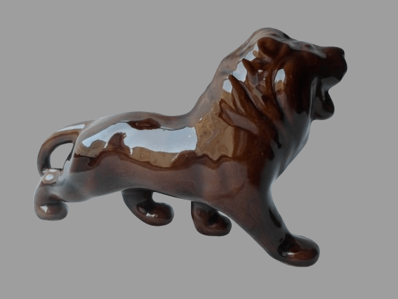 LEW KULTOWA FIGURKA Z EPOKI PRL-u PORCELIT - obrazek 5