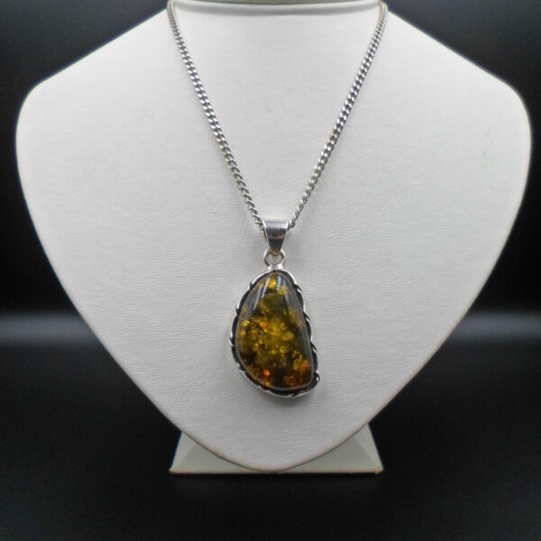 wisiorek retro ze srebra