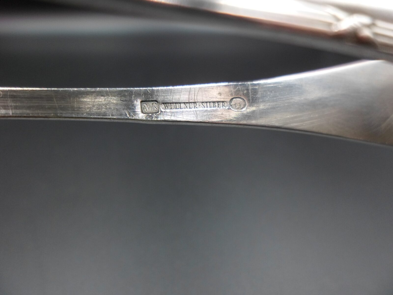 ART DECO AUGUST WELLNER POSREBRZANE SZCZYPCE DO CUKRU - obrazek 7