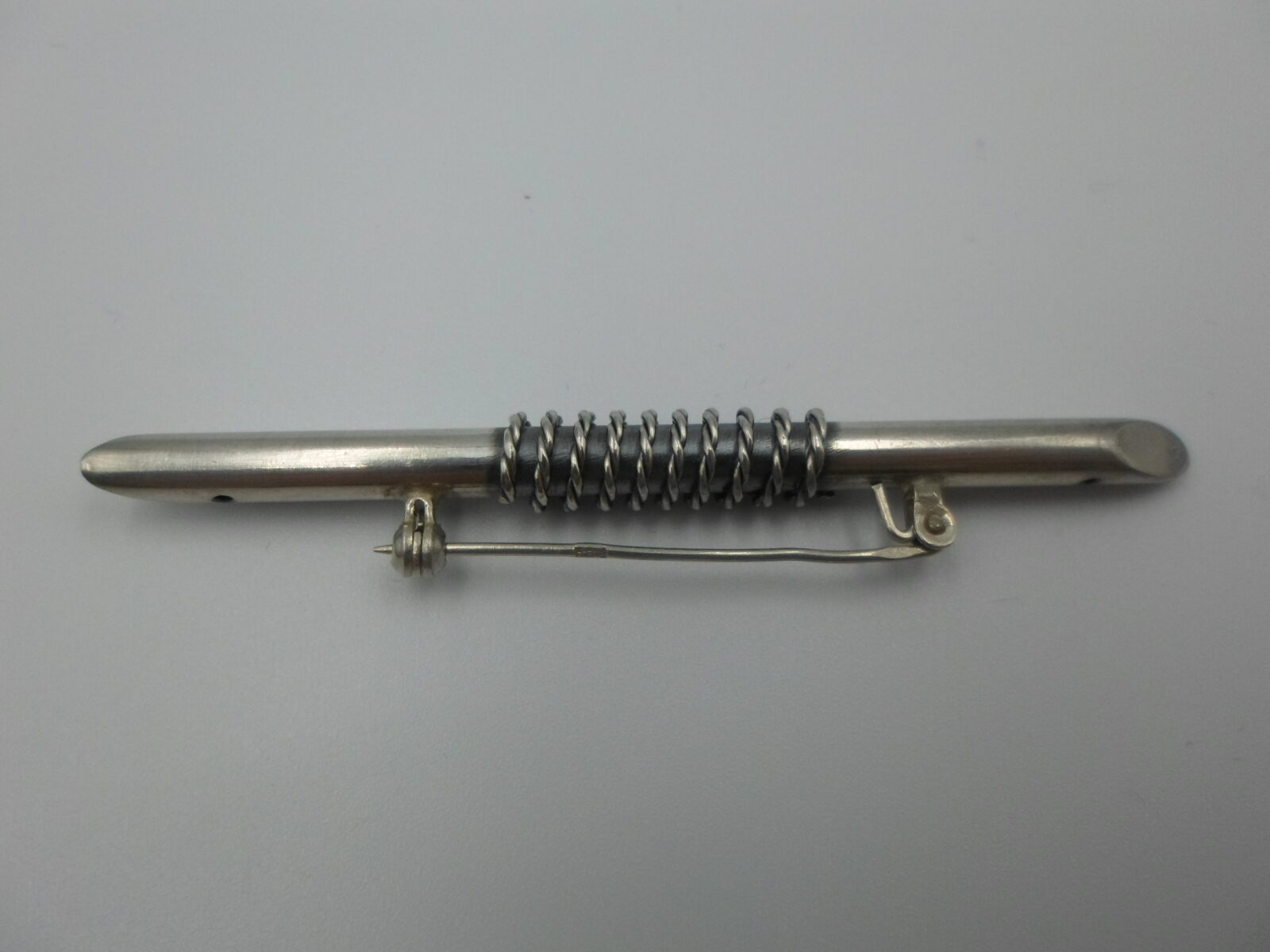 WYJĄTKOWA BROSZKA SREBRO 925 SYGNOWANA - obrazek 3