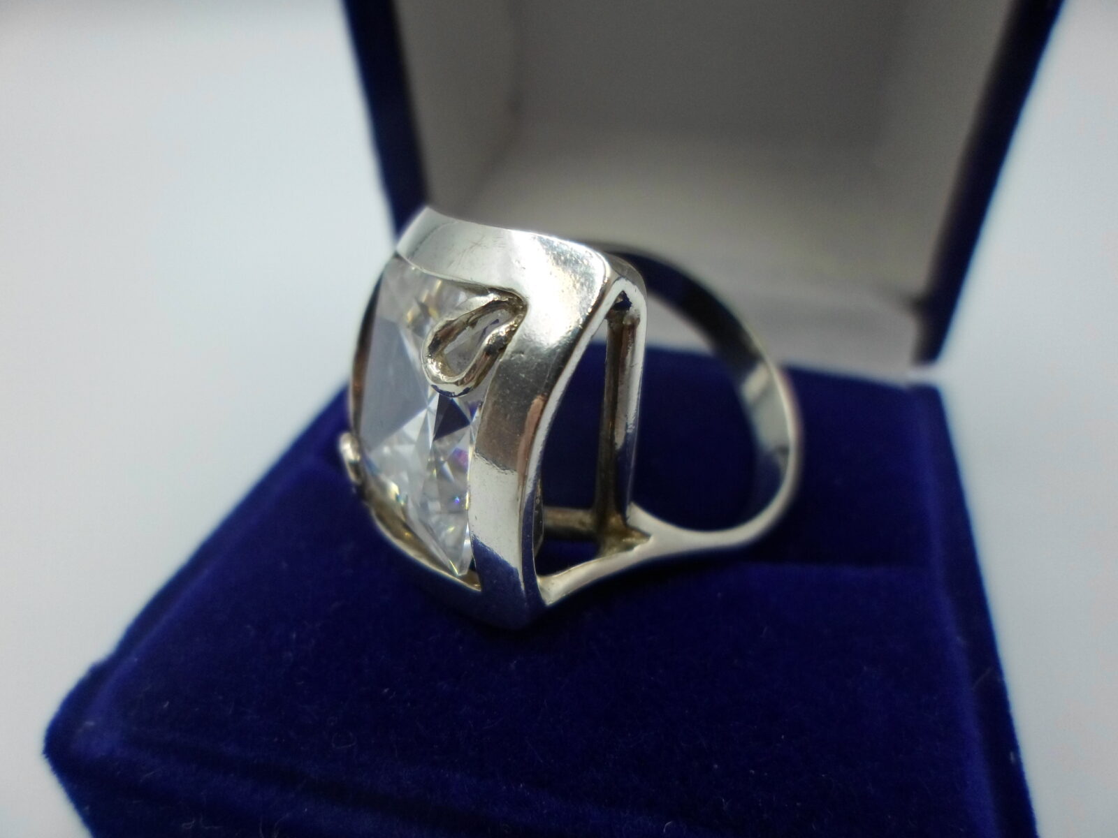 PIERŚCIONEK RETRO Z KRYSZTAŁEM GÓRSKIM SREBRO 925 - obrazek 3