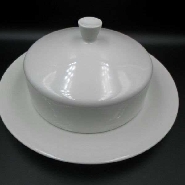 maselniczka porcelanowa z chodzieży