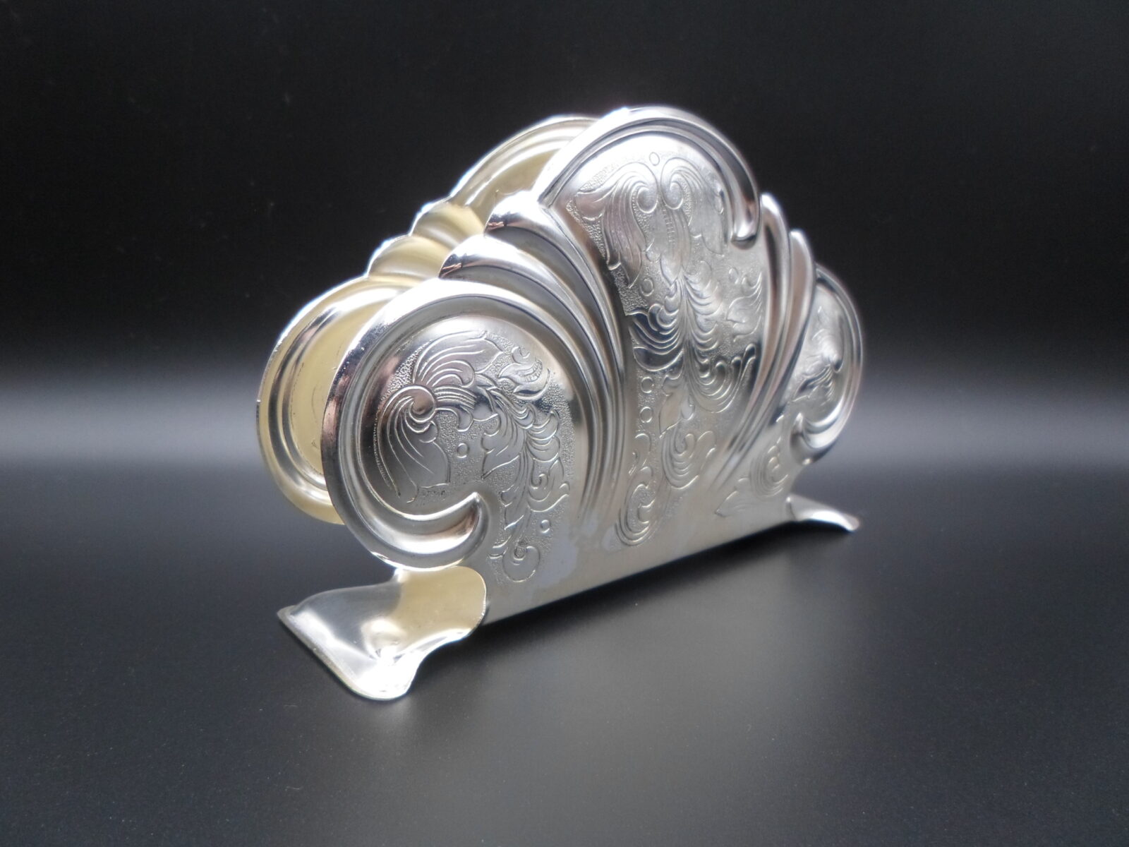 POSREBRZANY SERWETNIK W STYLU SECESYJNYM - obrazek 2