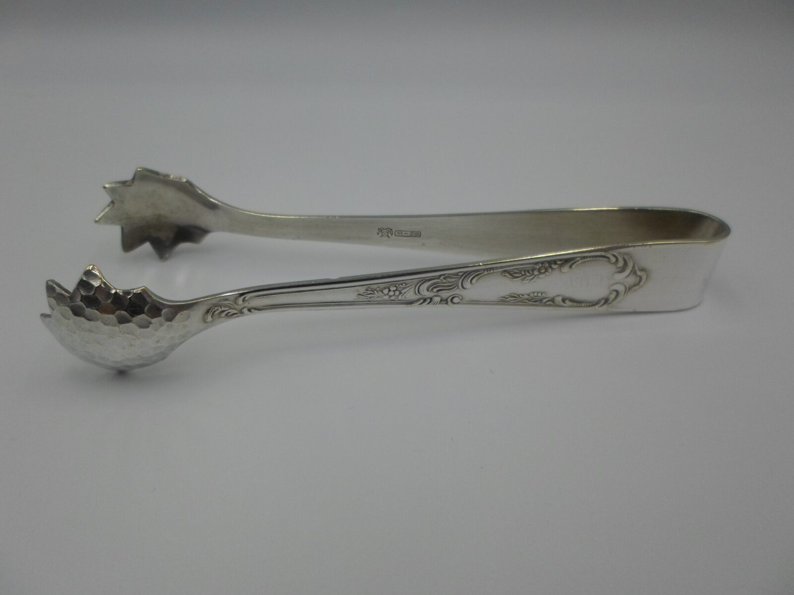 POSREBRZANE SZCZYPCE DO CUKRU LATA 30-te - obrazek 3