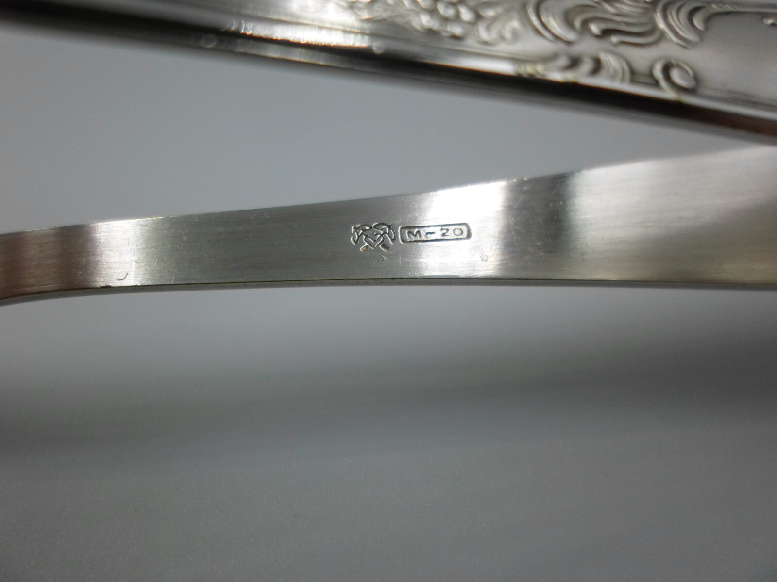 POSREBRZANE SZCZYPCE DO CUKRU LATA 30-te - obrazek 6