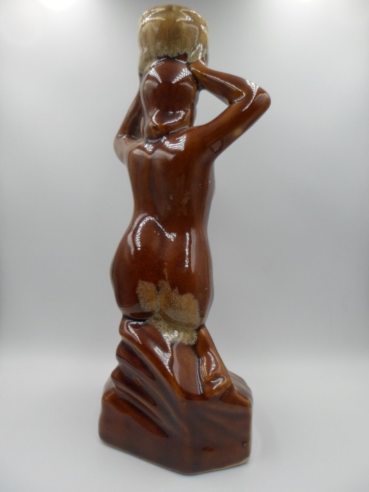 AKT KOBIECY KARIATYDA FIGURKA Z PORCELITU SZKLIWIONEGO MIROSTOWICE - obrazek 5
