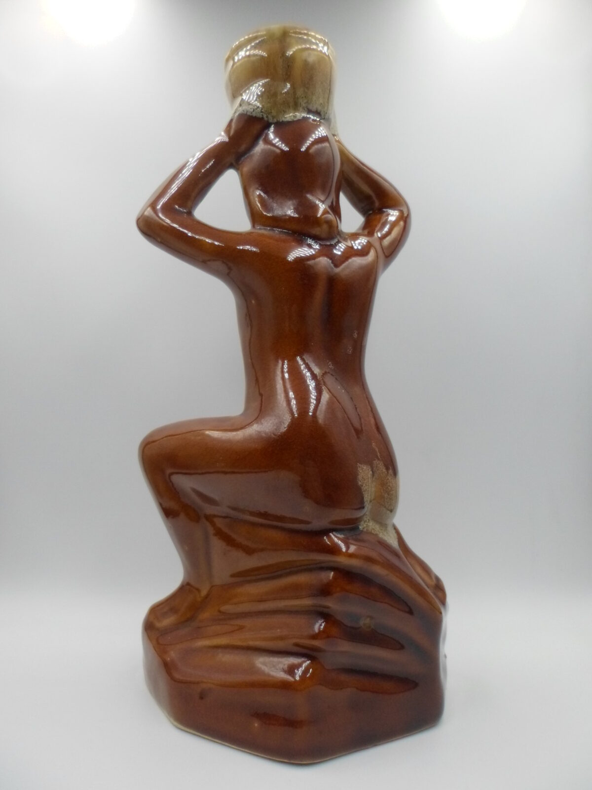 AKT KOBIECY KARIATYDA FIGURKA Z PORCELITU SZKLIWIONEGO MIROSTOWICE - obrazek 6