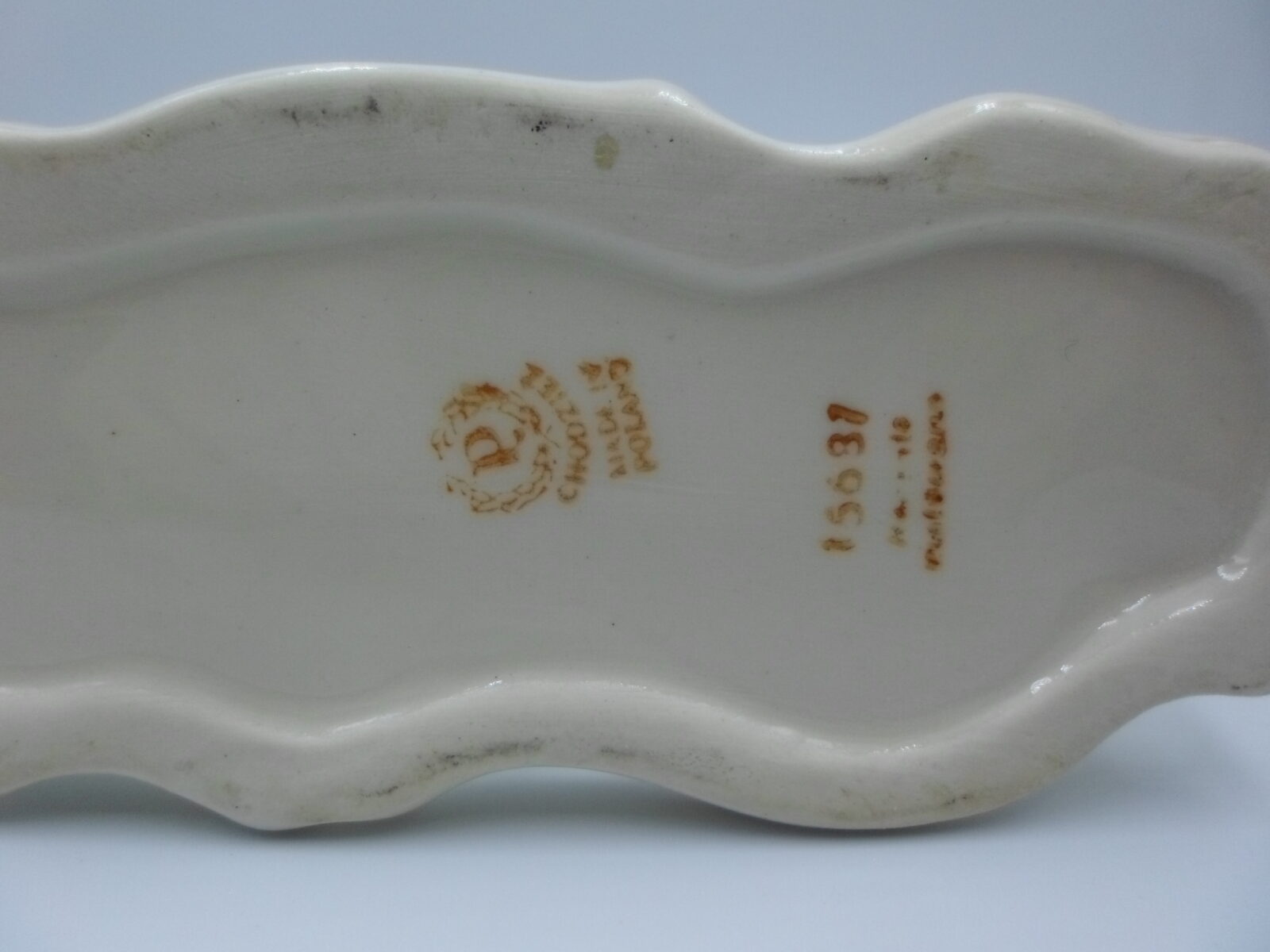 SARENKA KULTOWA FIGURKA RĘCZNIE MALOWANA PORCELANA CHODZIEŻ - obrazek 7